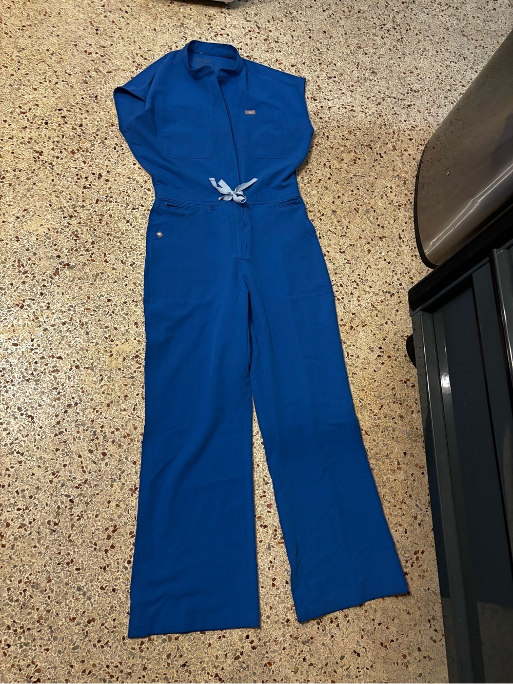 Figs Rafaela wide leg scrub jumpsuit royal blue small - Picture 2 of 12